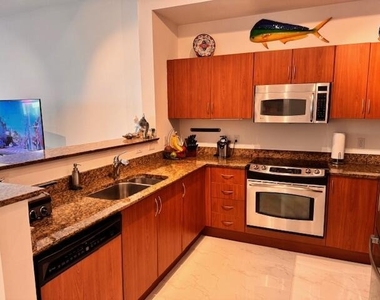 804 E Windward Way - Photo Thumbnail 13