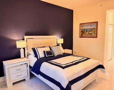 804 E Windward Way - Photo Thumbnail 6
