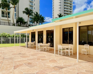 2800 N Ocean Drive - Photo Thumbnail 25