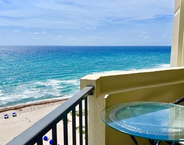 2800 N Ocean Drive - Photo Thumbnail 5