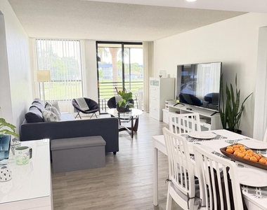 7950 W Mcnab Road - Photo Thumbnail 1