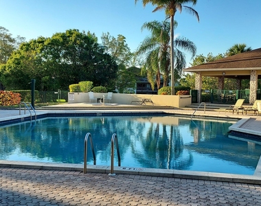 3210 Bent Pine Drive - Photo Thumbnail 14