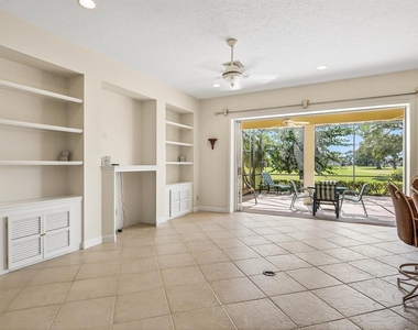 3210 Bent Pine Drive - Photo Thumbnail 6