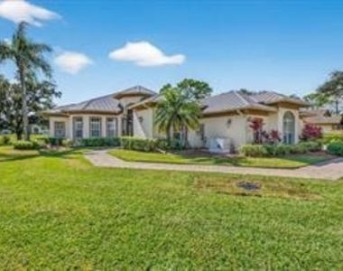 3210 Bent Pine Drive - Photo Thumbnail 2
