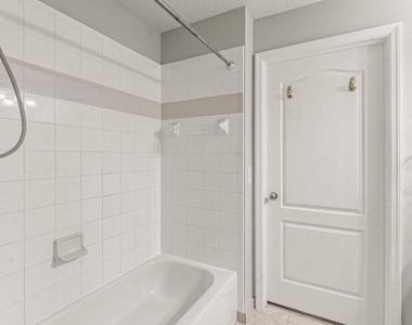 11022 Legacy Drive - Photo Thumbnail 10