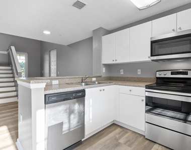 4822 Chancellor Drive - Photo Thumbnail 4