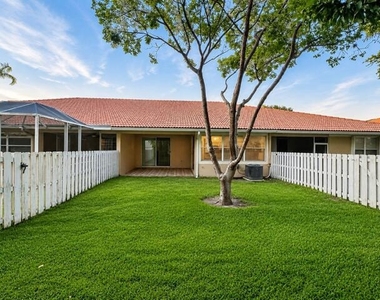2480 S Coral Trace Circle S - Photo Thumbnail 13