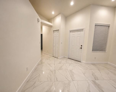 2480 S Coral Trace Circle S - Photo Thumbnail 22