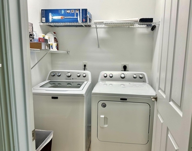 6112 Nw Cullen Way - Photo Thumbnail 9
