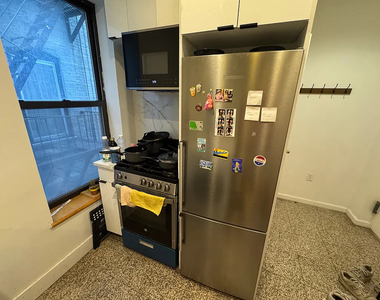 68 East 1st Street - Photo Thumbnail 3