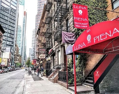 249 East 53rd Street - Photo Thumbnail 6
