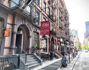 249 East 53rd Street - Photo Thumbnail 5