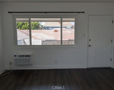 315 S Pine - Photo Thumbnail 3