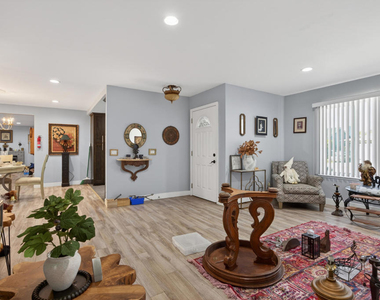 4351 Frost Drive - Photo Thumbnail 34