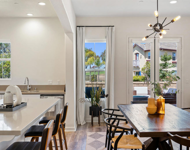 2353 Nicklaus Street - Photo Thumbnail 17