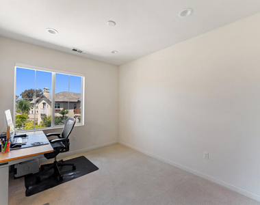 2353 Nicklaus Street - Photo Thumbnail 27