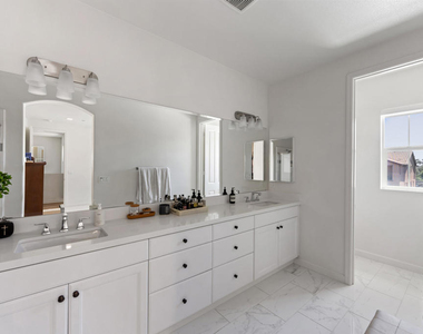 2353 Nicklaus Street - Photo Thumbnail 22