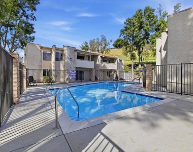 28947 E Thousand Oaks Boulevard - Photo Thumbnail 17