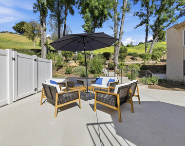 28947 E Thousand Oaks Boulevard - Photo Thumbnail 18