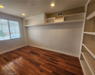 15752 Home Court - Photo Thumbnail 5