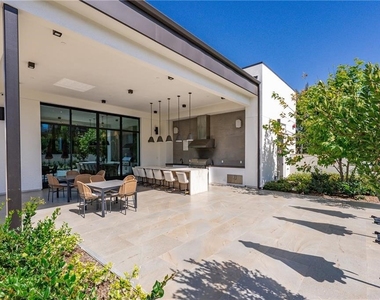 438 Sycamore Dr. - Photo Thumbnail 17