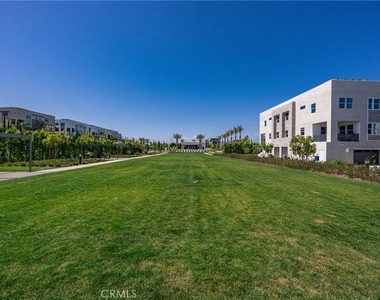 438 Sycamore Dr. - Photo Thumbnail 20