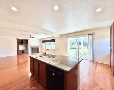 35824 Red Bluff - Photo Thumbnail 20