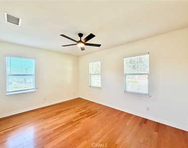 35824 Red Bluff - Photo Thumbnail 7