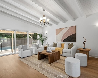 23000 Brenford - Photo Thumbnail 11