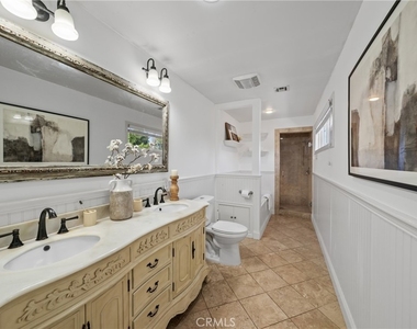 23000 Brenford - Photo Thumbnail 22