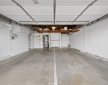 23000 Brenford - Photo Thumbnail 33