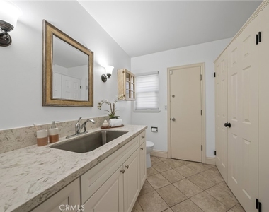 23000 Brenford - Photo Thumbnail 20