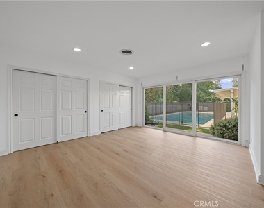 23000 Brenford - Photo Thumbnail 25