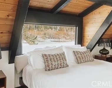 1091 Club View - Photo Thumbnail 13