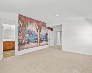 2658 Greenwood Court - Photo Thumbnail 35