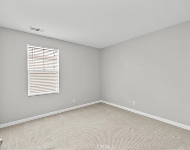 2658 Greenwood Court - Photo Thumbnail 30