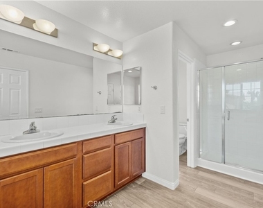 2658 Greenwood Court - Photo Thumbnail 38