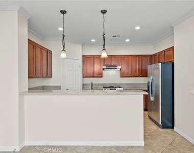2658 Greenwood Court - Photo Thumbnail 15
