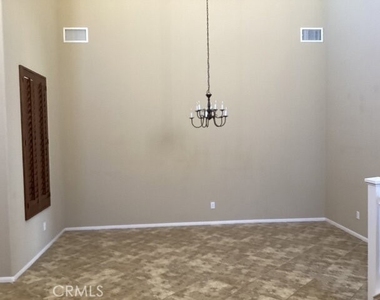 5819 W Avenue K9 - Photo Thumbnail 2