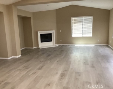 5819 W Avenue K9 - Photo Thumbnail 15