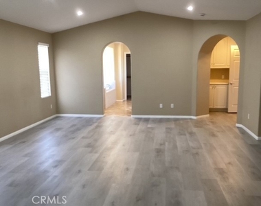 5819 W Avenue K9 - Photo Thumbnail 17