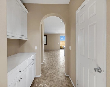 5819 W Avenue K9 - Photo Thumbnail 4