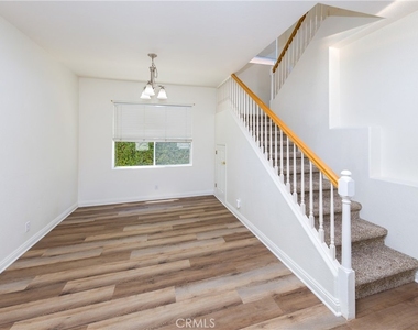 25620 Wordsworth - Photo Thumbnail 4