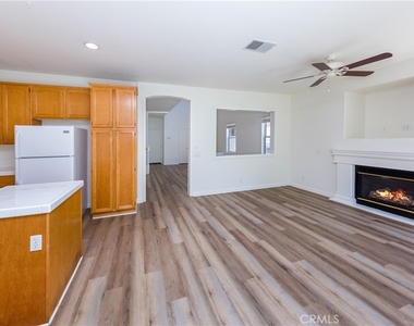 25620 Wordsworth - Photo Thumbnail 7