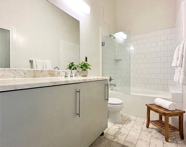 312 W 5th Street - Photo Thumbnail 1