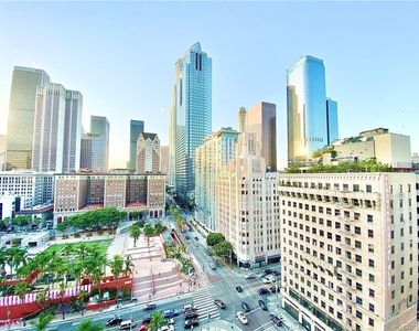 312 W 5th Street - Photo Thumbnail 9
