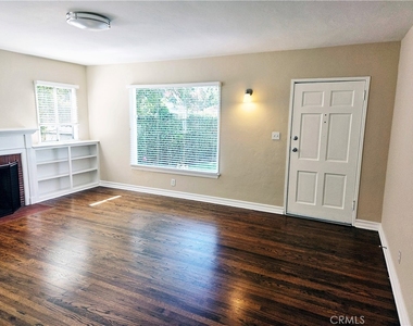15219 Wyandotte - Photo Thumbnail 24