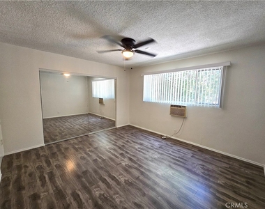 439 S Le Doux Road - Photo Thumbnail 13