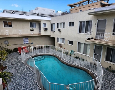 439 S Le Doux Road - Photo Thumbnail 15