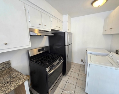 439 S Le Doux Road - Photo Thumbnail 8